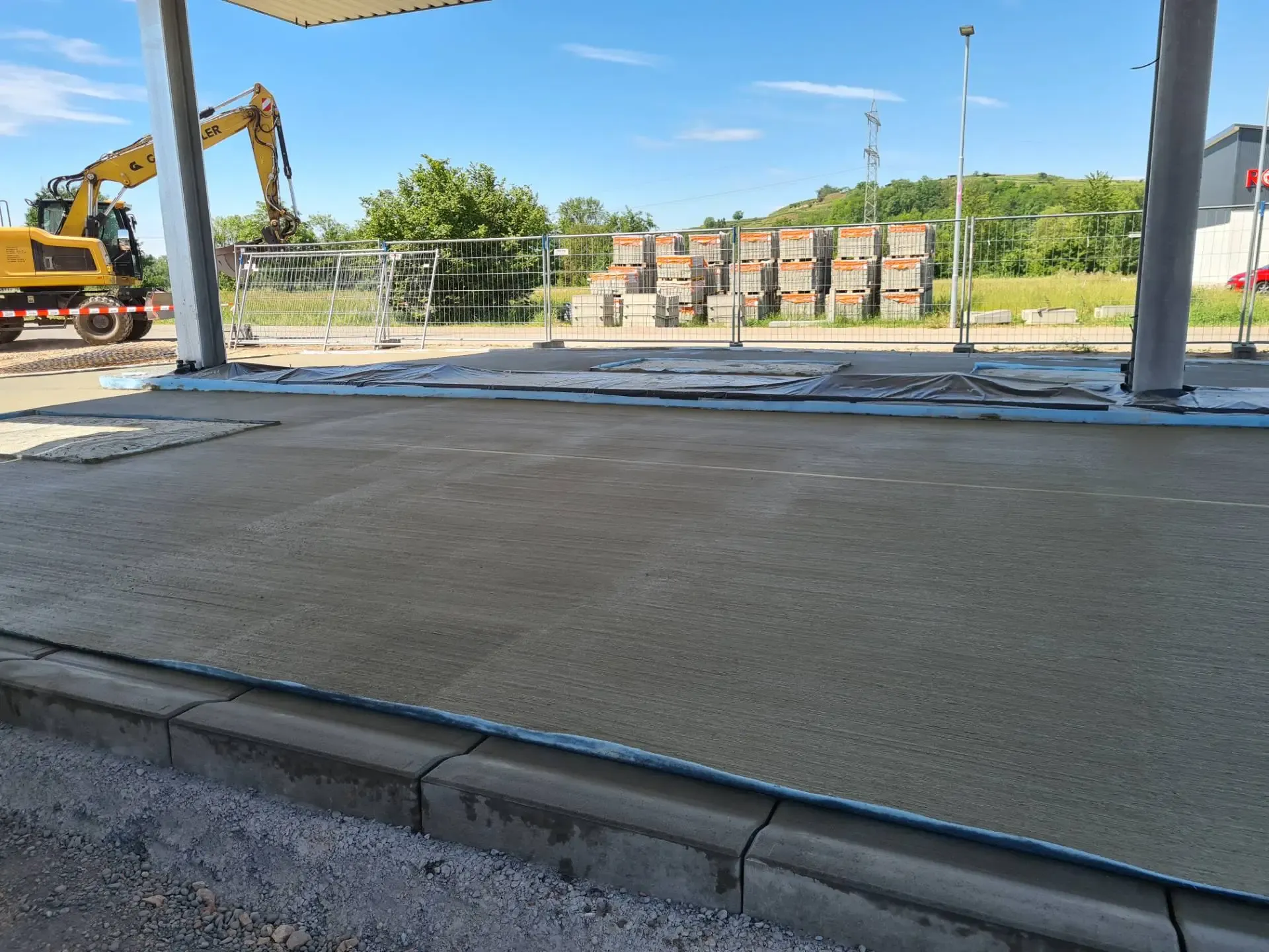 Tankstelle_Besenstrich_2 Tankstelle_Besenstrich_2