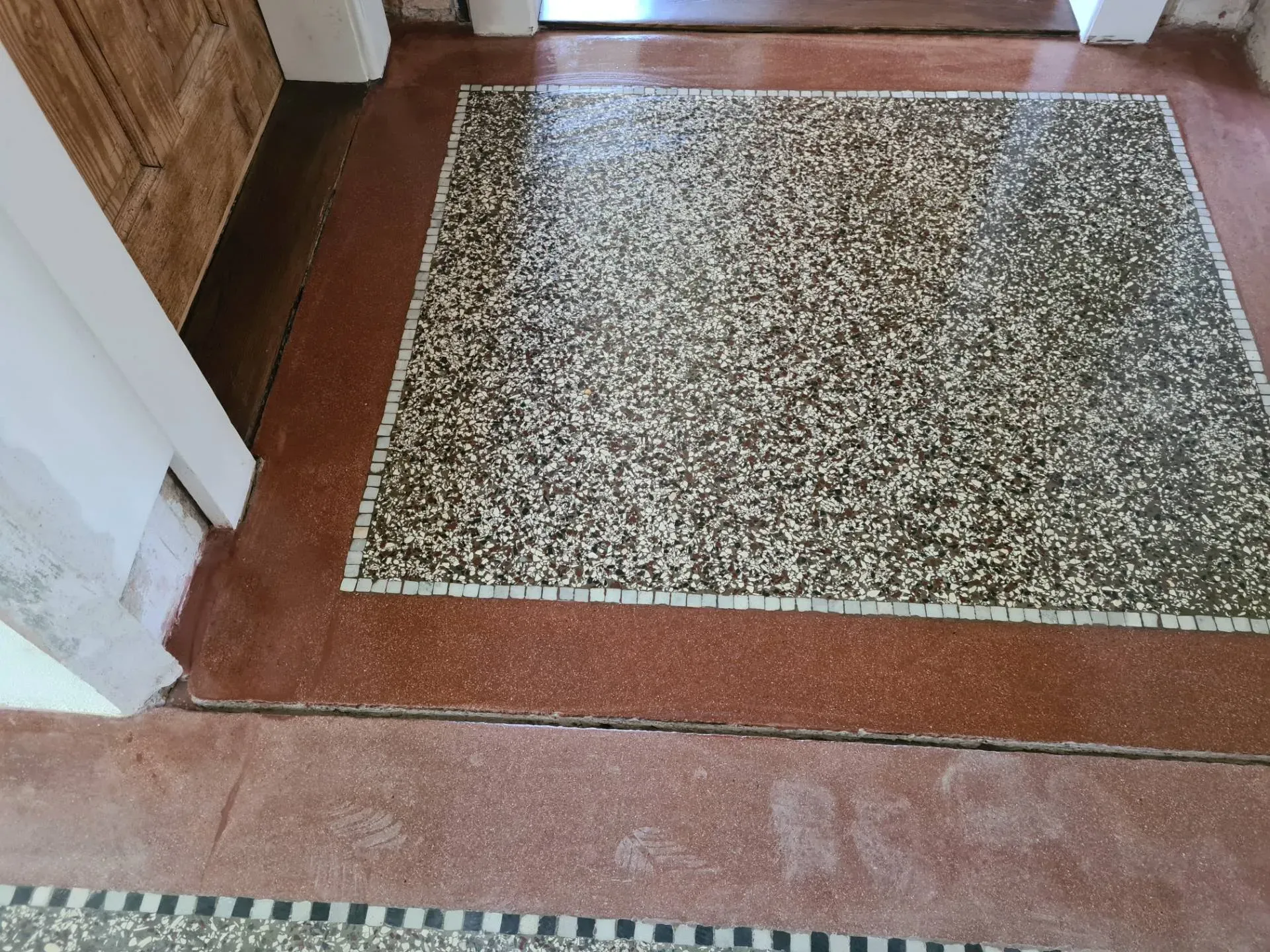 Alter_Wohnbeton_aufpoliert_2 Alter_Wohnbeton_aufpoliert_2