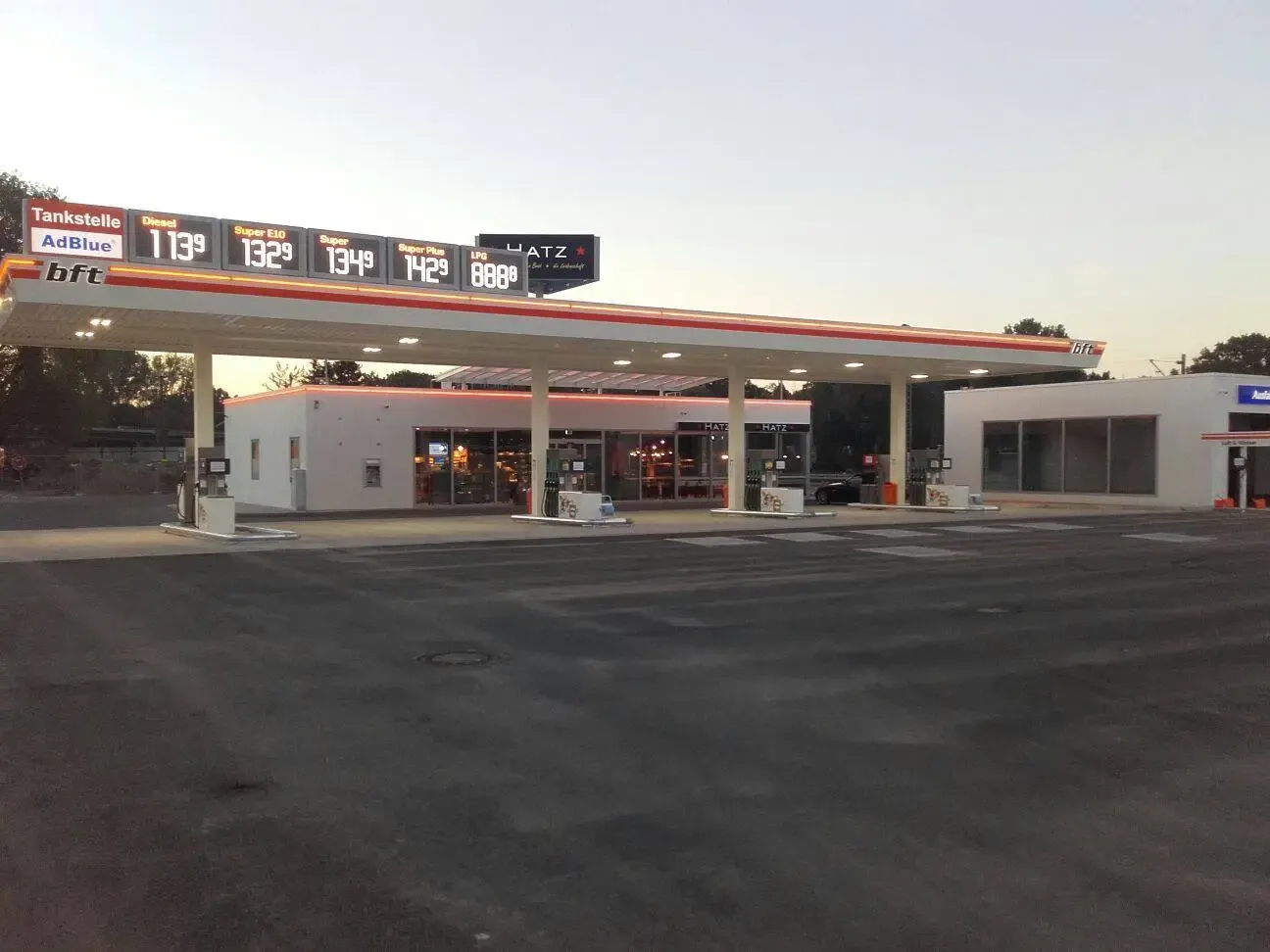 Tankstelle Tankstelle