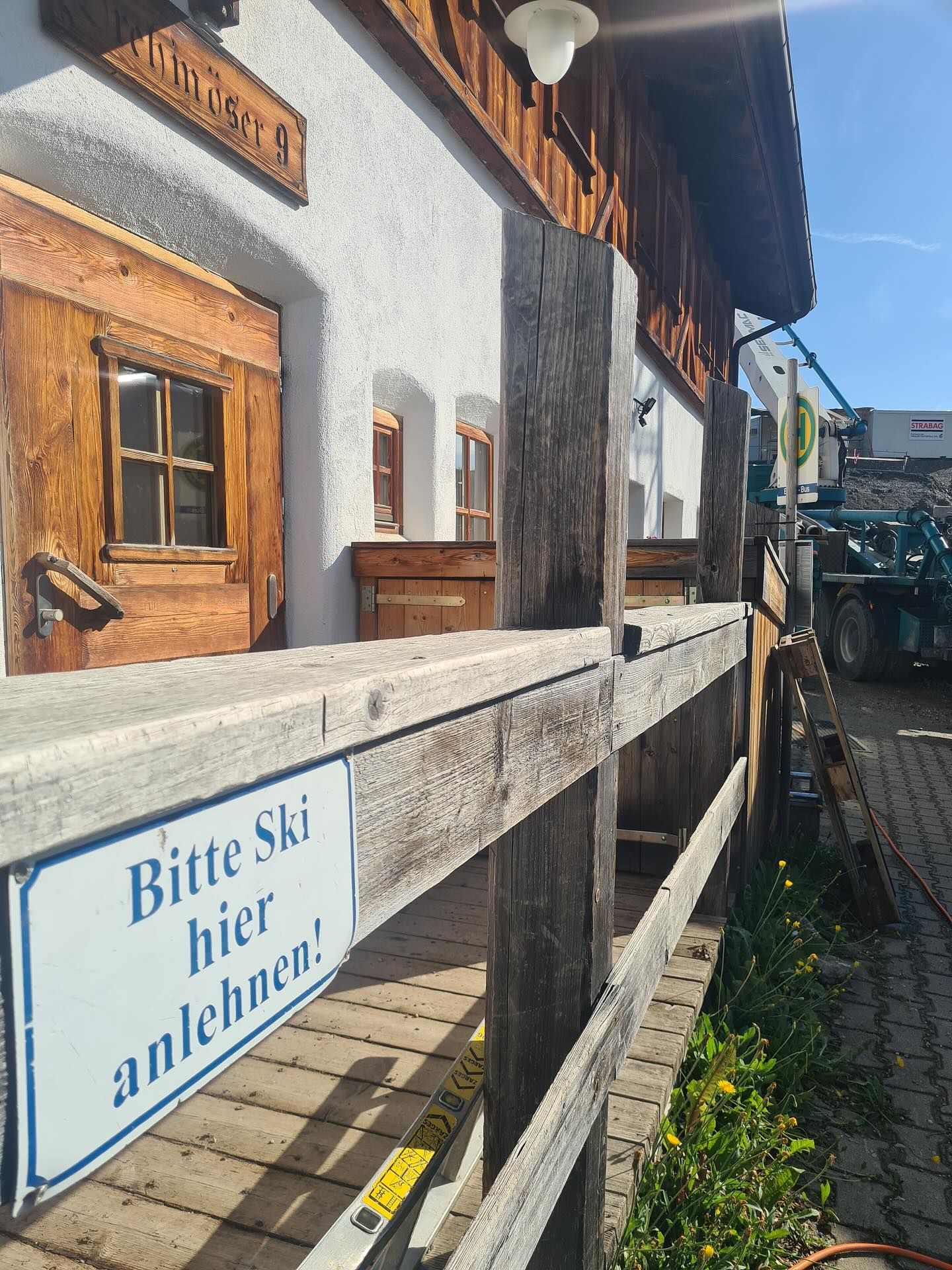 Glätten auf 1.291 Metern – für STRABAG an der Zugspitze

Für die Firma @strabag_official durften wi…