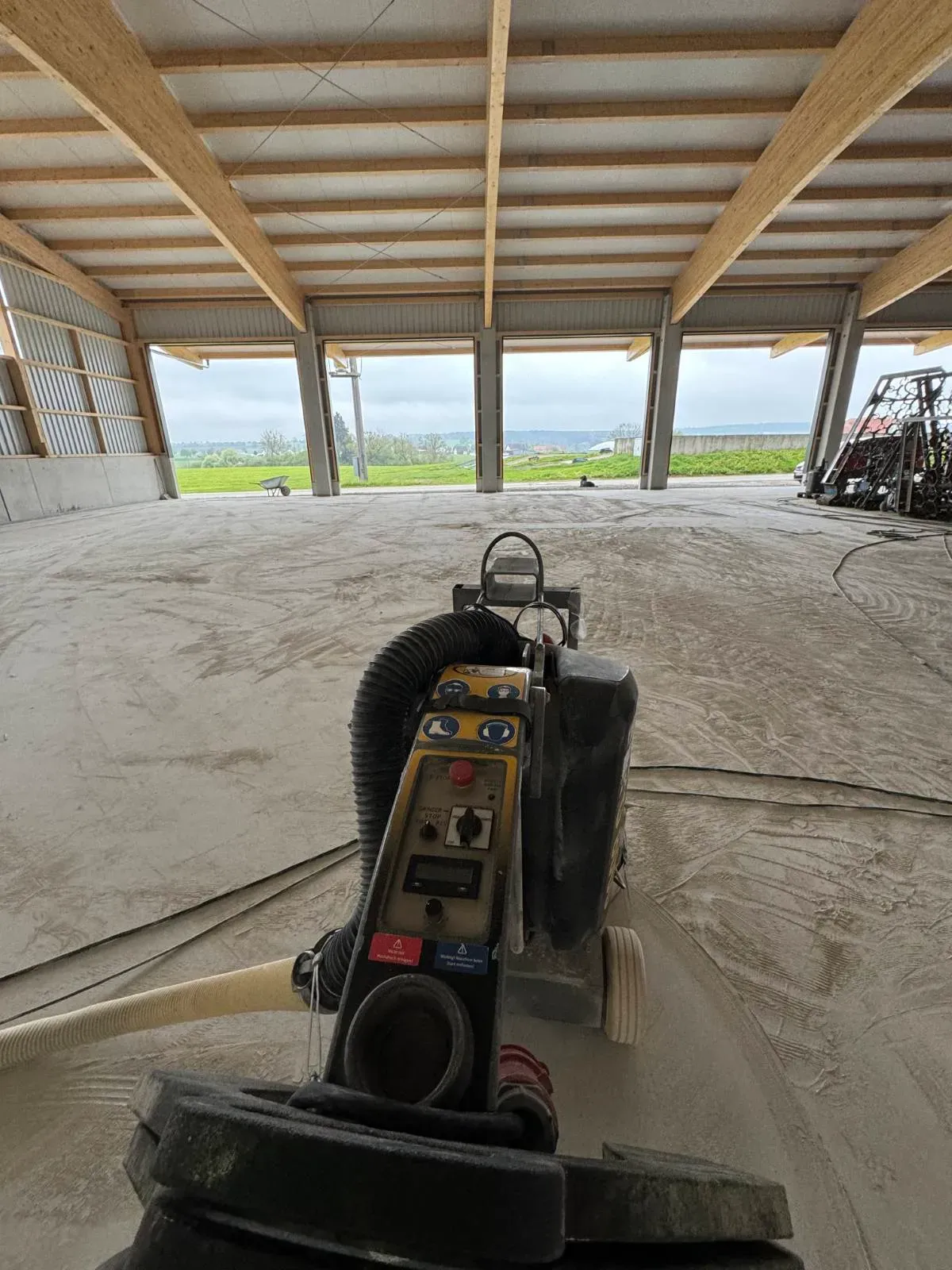 Bild von GEBRAUCHT MKS PDG-8000. <a href="index.php?option=com_tags&view=tag&id[0]=21:schleifmaschine">Schleifmaschine</a>, <a href="index.php?option=com_tags&view=tag&id[0]=26:gebraucht">Gebraucht</a>, <a href="index.php?option=com_tags&view=tag&id[0]=27:diamantschleifen">Diamantschleifen</a>